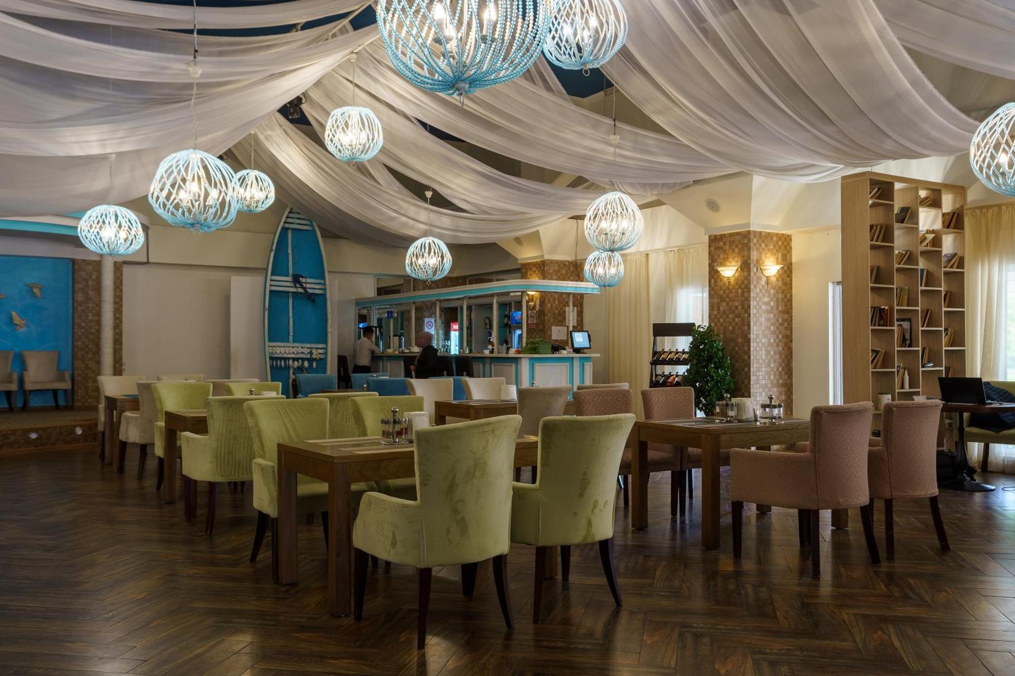 Talisman Village Hotel Бостери Экстерьер фото