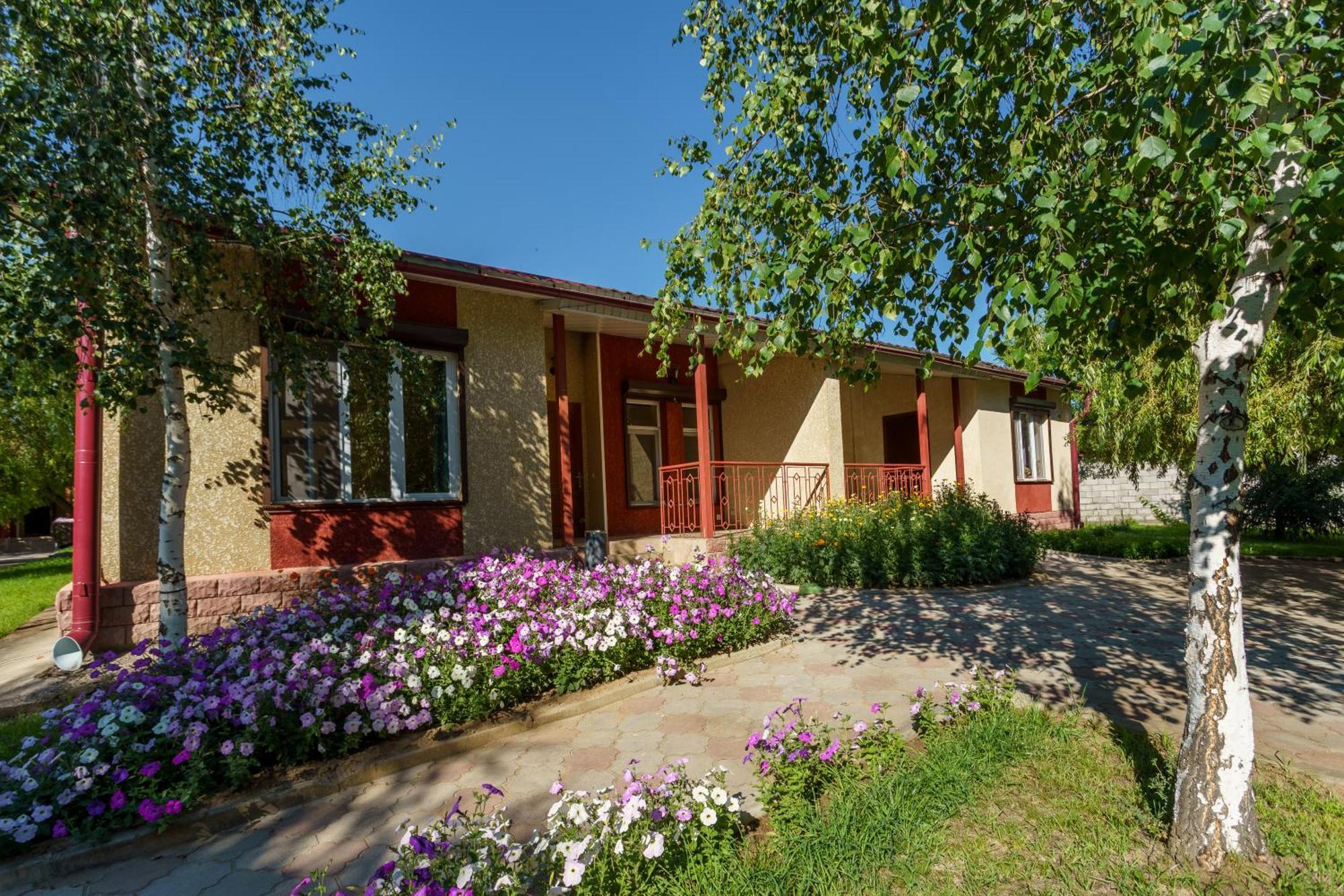 Talisman Village Hotel Бостери Экстерьер фото
