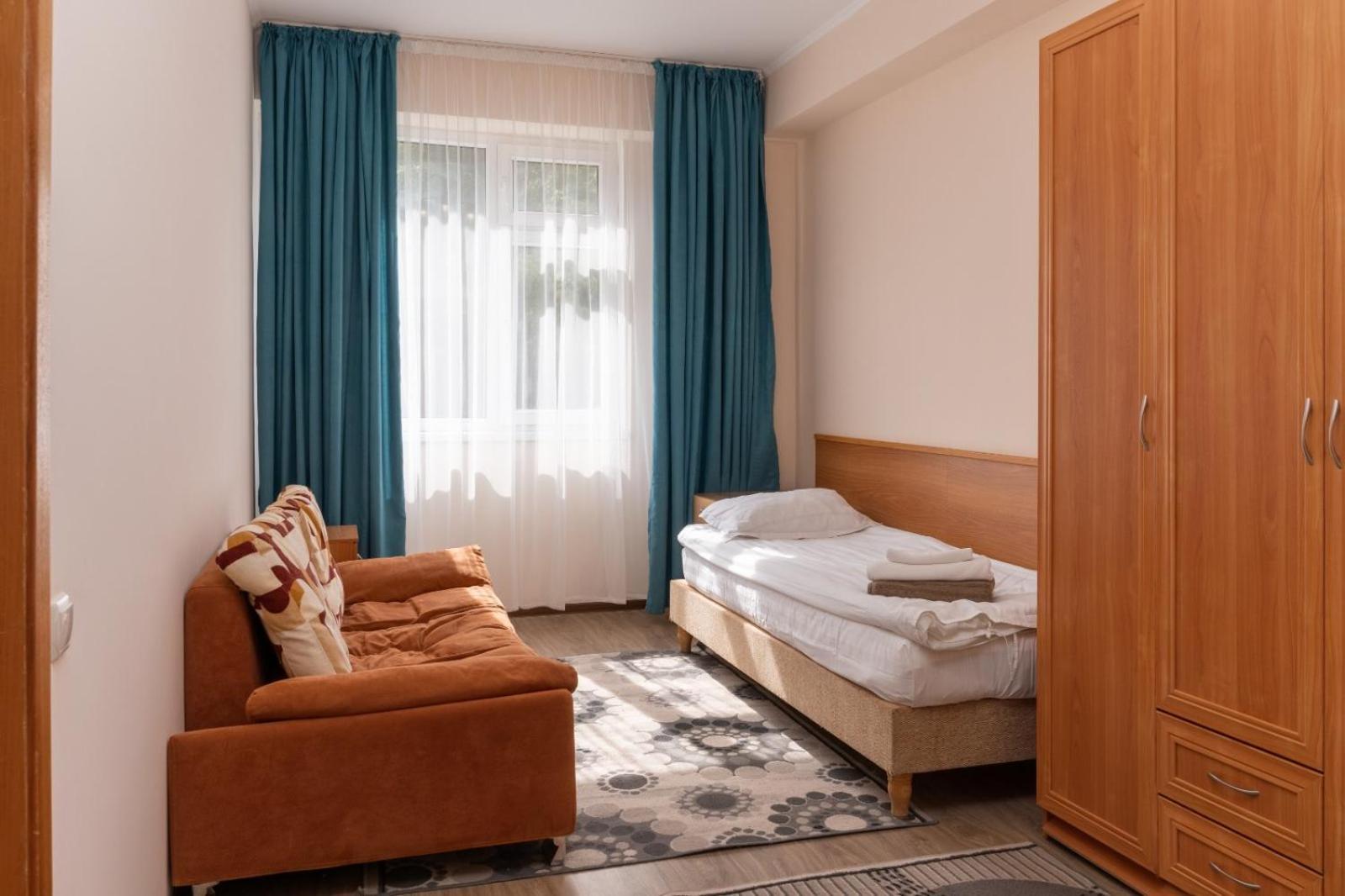 Talisman Village Hotel Бостери Экстерьер фото